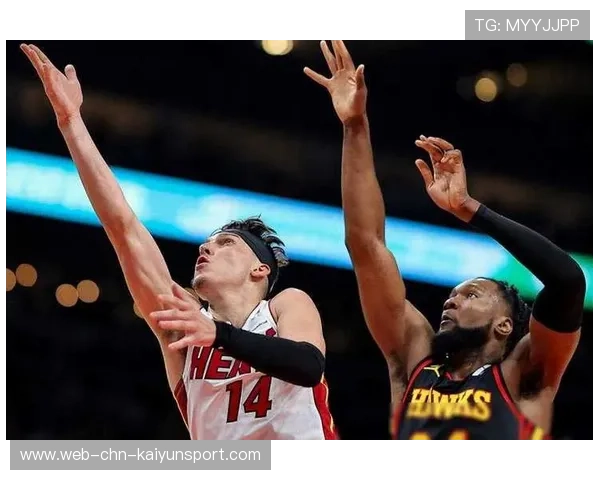 老鹰四分卫发挥出色，带队完成逆转，老鹰三分王